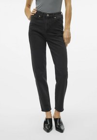 Узкие джинсы Узкие джинсы