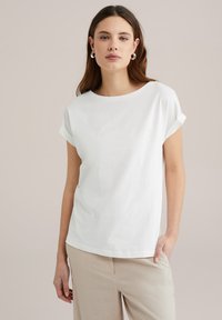 Футболка Футболка