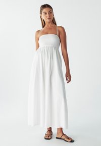 Платье Платье