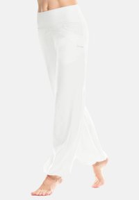 Спортивный костюм Спортивный костюм