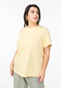 Футболка Футболка