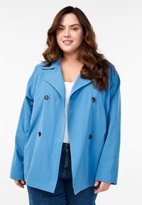 Блейзер Блейзер