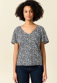 Блузка Блузка