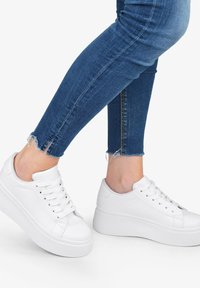 Сникерсы Сникерсы