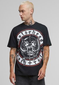 Футболка Футболка