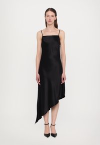 Летнее платье Летнее платье