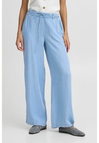 Прямые джинсы Прямые джинсы