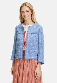 Короткая куртка Короткая куртка