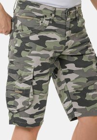 Шорты Шорты