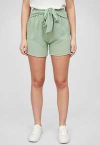 Шорты Шорты