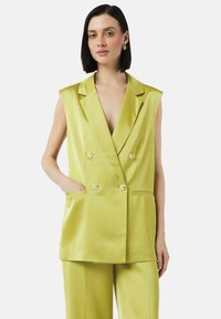 Длинный жилет Длинный жилет