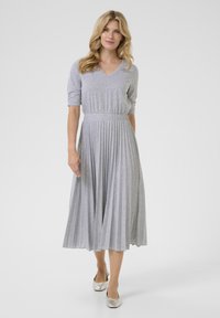 Летнее платье Летнее платье