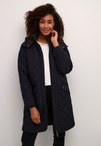 Длинная куртка Длинная куртка