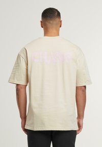 Футболка Футболка