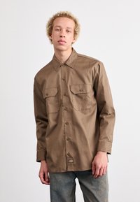 Рубашка Рубашка