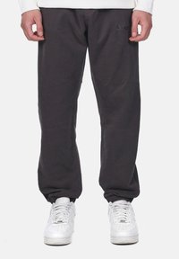 Спортивные штаны Спортивные штаны