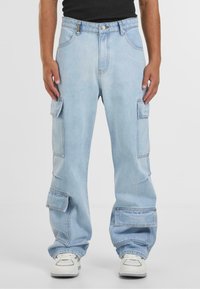 Прямые джинсы Прямые джинсы