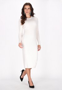 Платье футляр Платье футляр