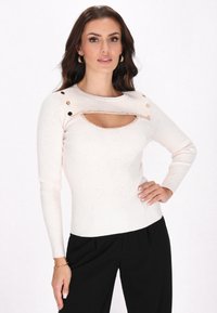 Пуловер Пуловер