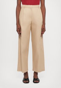 Широкие брюки Широкие брюки