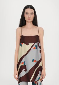 Прямые брюки Прямые брюки