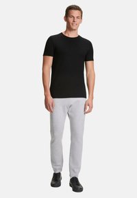 Футболка Футболка