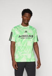 Спортивная майка Спортивная майка