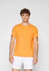 Футболка Футболка