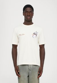 Футболка Футболка