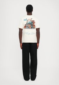 Футболка Футболка