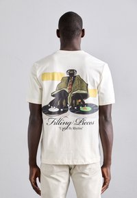 Футболка Футболка