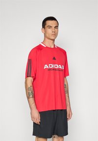 Спортивная майка Спортивная майка