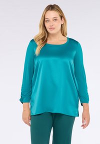 Блузка Блузка