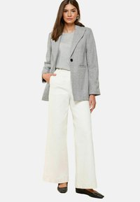 Блейзер Блейзер