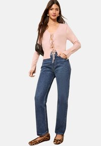 Жилет Жилет