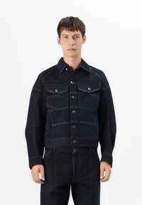 Джинсовая куртка Джинсовая куртка