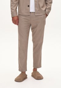 Чиносы Чиносы