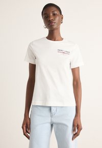 Футболка Футболка