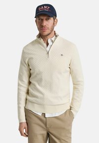 Пуловер Пуловер