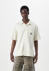 Рубашка с коротким рукавом Рубашка с коротким рукавом