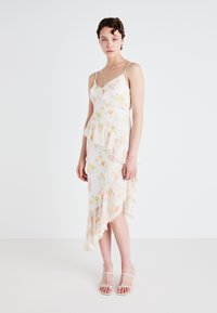 Коктейльное платье Коктейльное платье