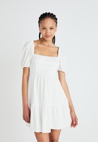 Платье Платье