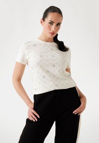 Футболка Футболка