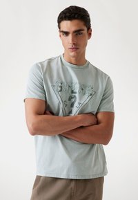 Футболка Футболка