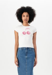 Футболка Футболка