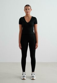 Спортивная майка Спортивная майка