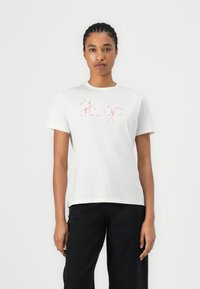 Футболка Футболка