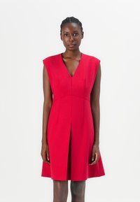 Коктейльное платье Коктейльное платье