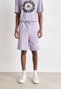 Шорты Шорты