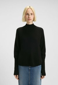 Пуловер Пуловер